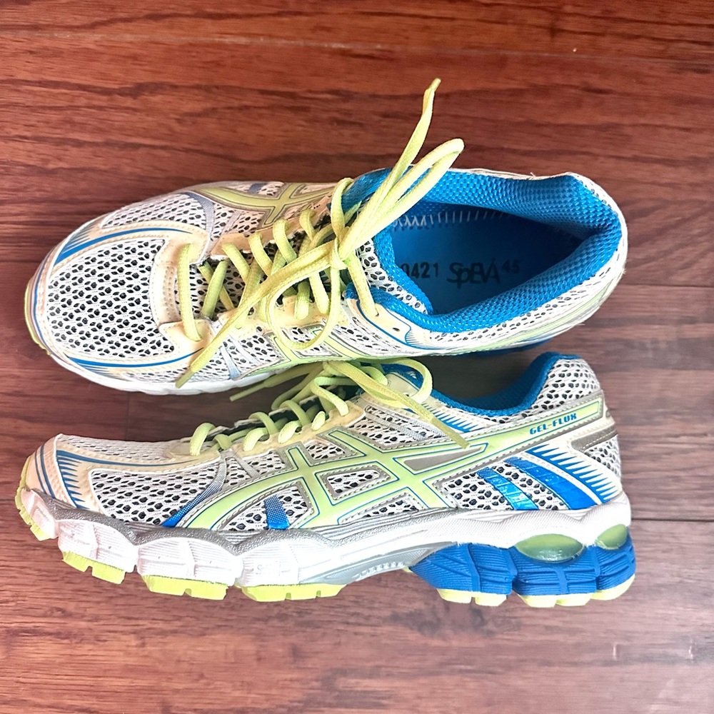 Women’s Asics Gel Flux 8.5